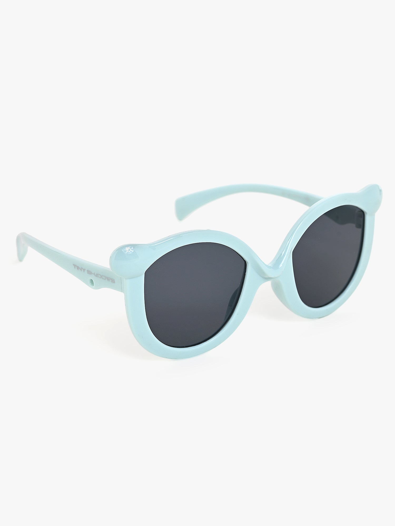 Light blue cat eye sunglasses look and cute sunglasses black lans