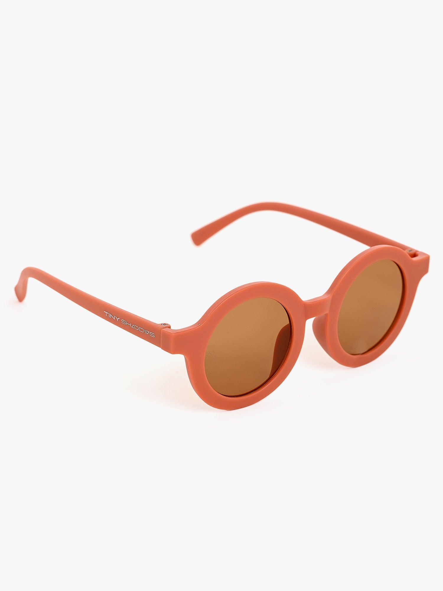 orange colour sunglasses brown lans and round sunglasses beautiful design